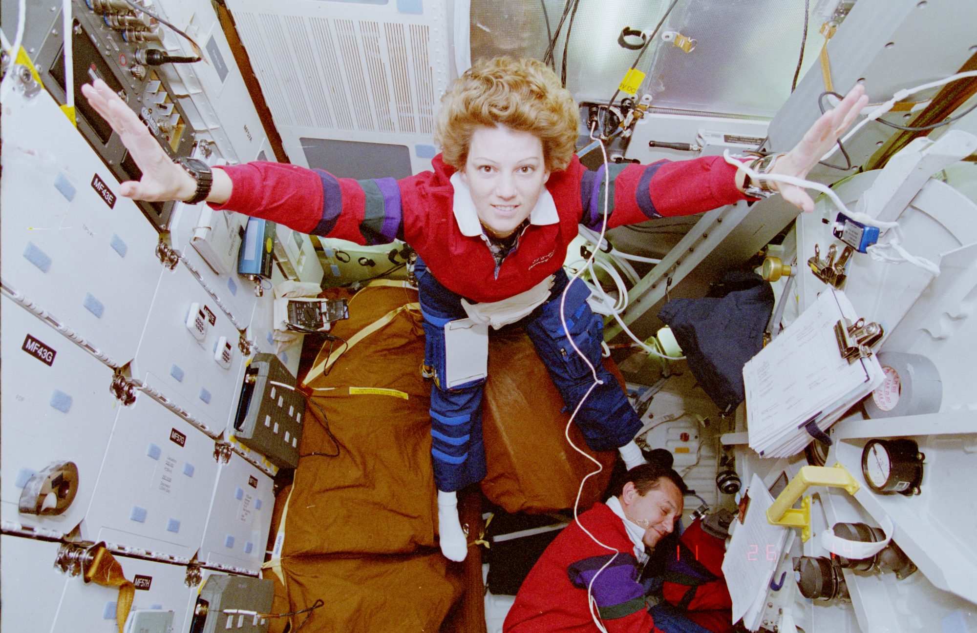 Taking it to the Stars Eileen Collins, Space Shuttle Commander